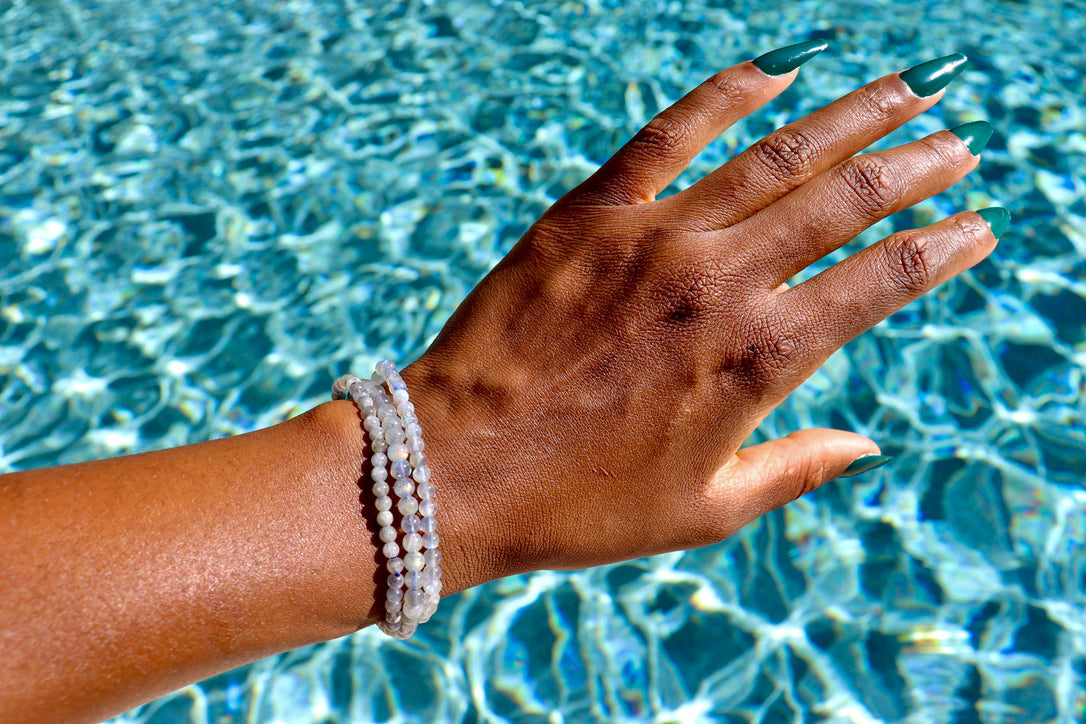 4 mm labradorite bracelet