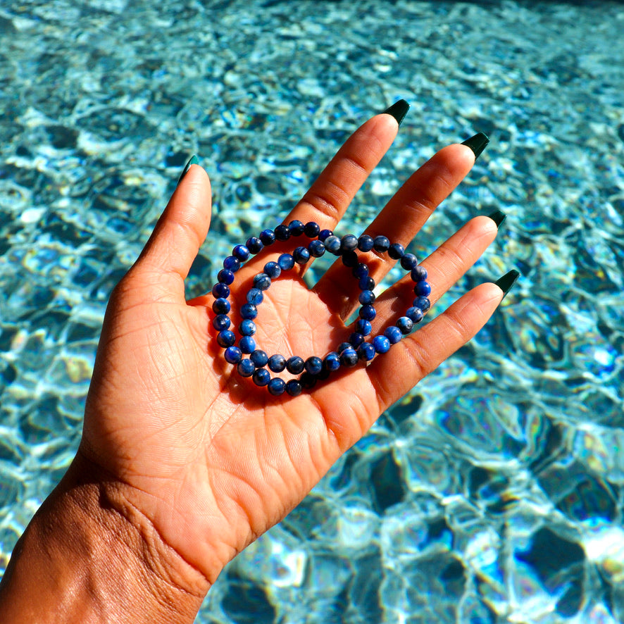 5-7 mm blue kyanite bracelet
