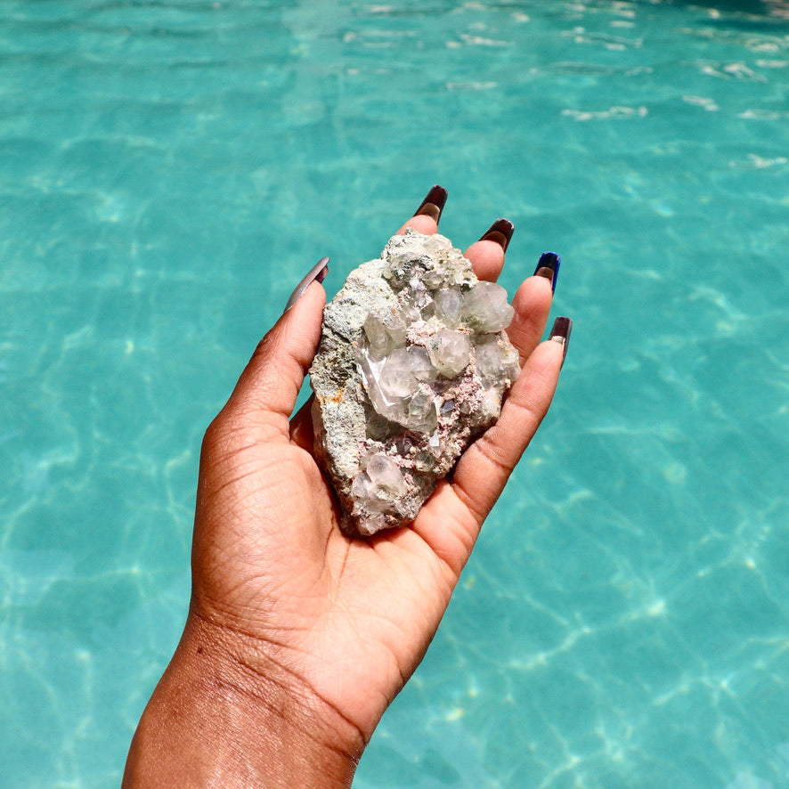 African Quartz Variety (60-260 g)