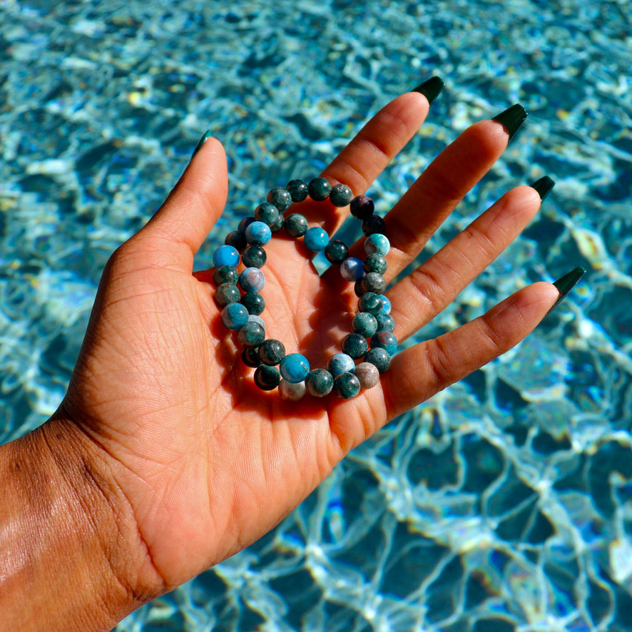 6-8 mm blue apatite bracelet