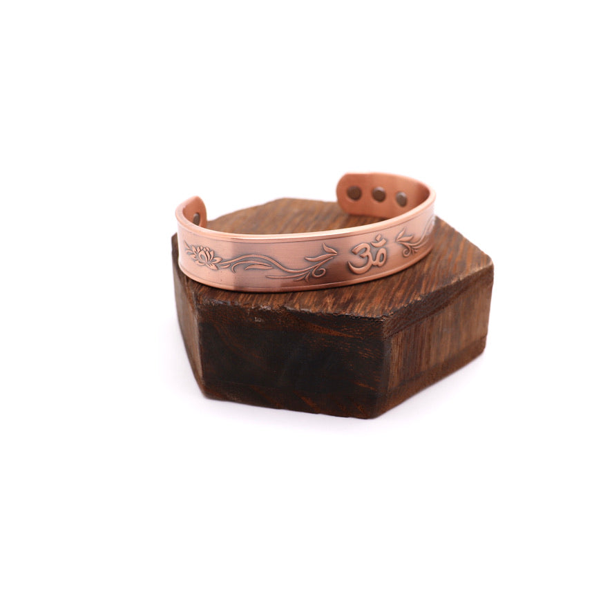 om triple moon magnetic copper bracelet